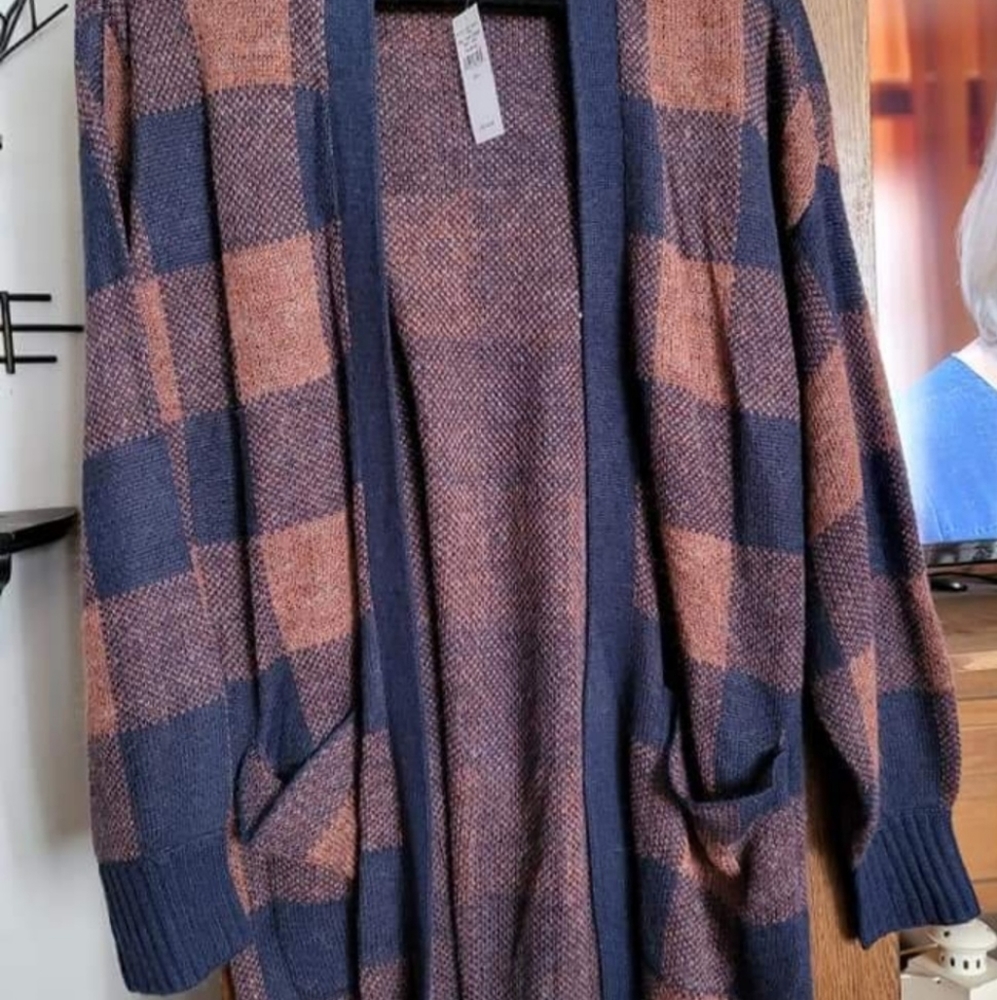 Ladies American Eagle Large Cardigan